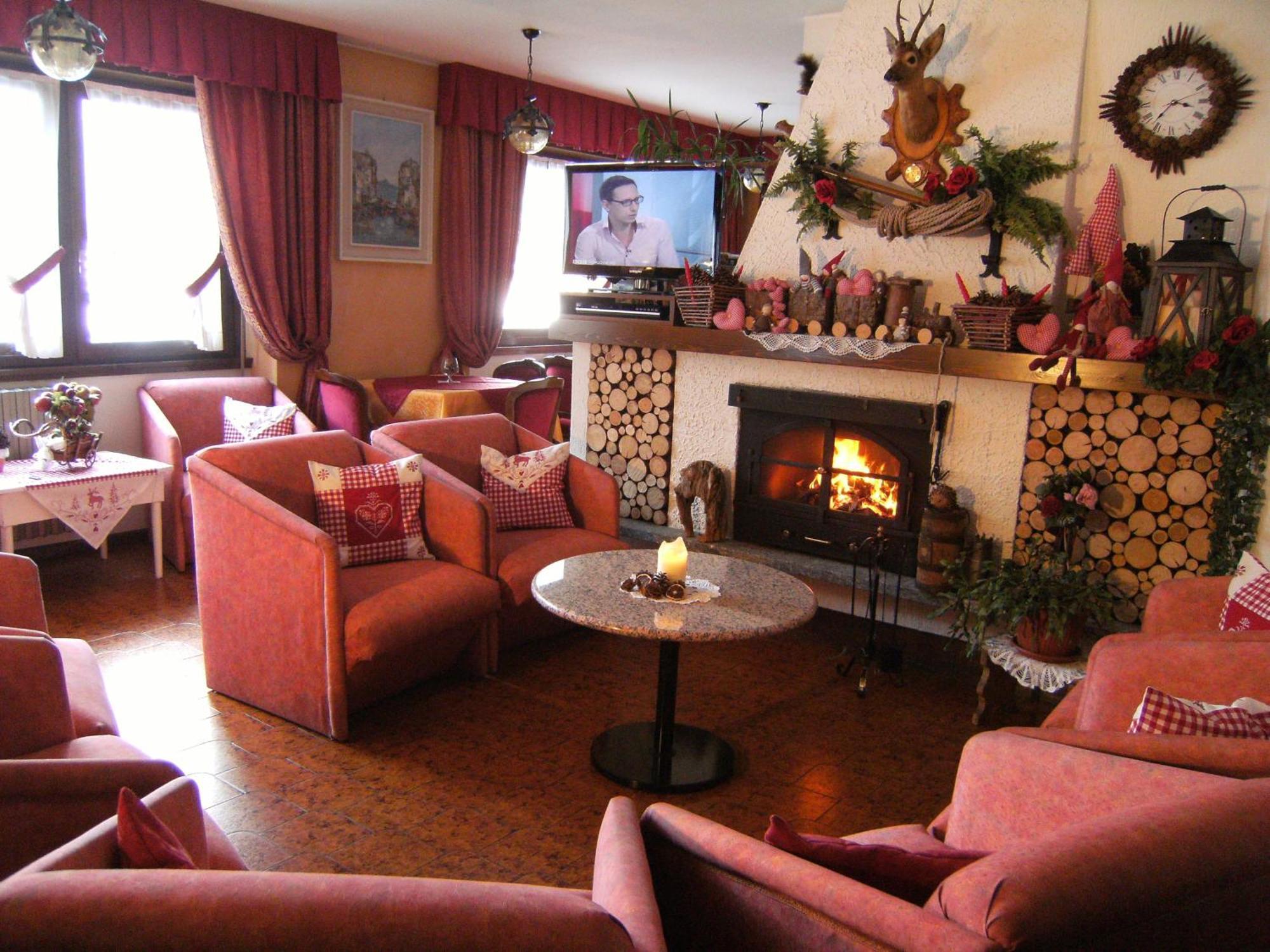 Albergo Thurwieser ซานตา กาเตรีนา วัลฟูร์วา ภายนอก รูปภาพ