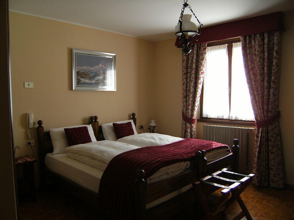 Albergo Thurwieser ซานตา กาเตรีนา วัลฟูร์วา ภายนอก รูปภาพ
