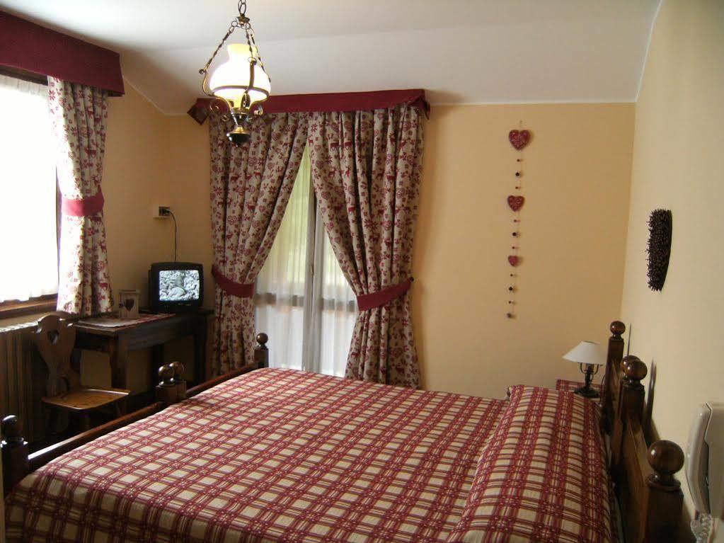Albergo Thurwieser ซานตา กาเตรีนา วัลฟูร์วา ภายนอก รูปภาพ