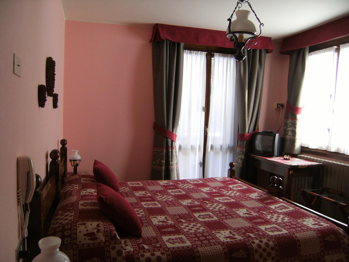 Albergo Thurwieser ซานตา กาเตรีนา วัลฟูร์วา ภายนอก รูปภาพ